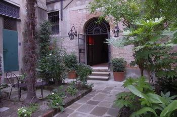 La Residenza 818 Gasthuis
